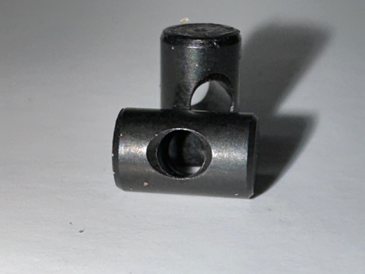 4mm Couplers with 2mm pin hole